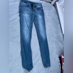 Dark wash jeggings